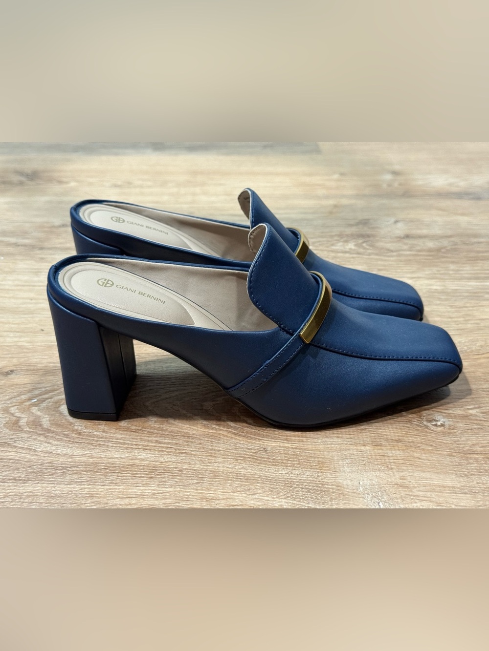 NEW Giani Bernini Navy Danyell Snip Toe Block Heel Mules Size 7